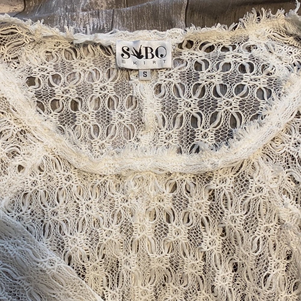 Mesh Top - Picture 2 of 3